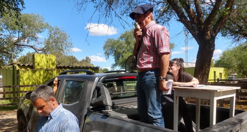 Remate Alzaga Unzu&eacute; y C&iacute;a S.A. junto a Mario Esnal en Olavarr&iacute;a
