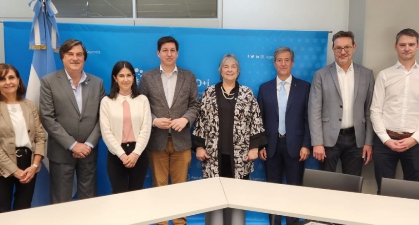 Acuerdo para incorporar nuevas tecnolog&iacute;as al desarrollo de diagn&oacute;sticos de fiebre aftosa