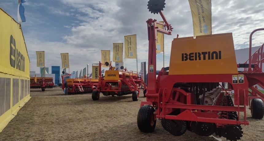 En octubre cay&oacute; 20% la venta de maquinaria agr&iacute;cola