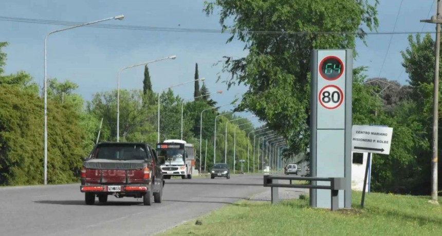 Ya funcionan los t&oacute;tems preventivos de velocidad en Fortabat y 191