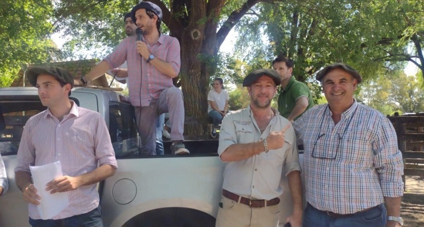 Remate Colombo y Magliano S.A. Consignatarios junto a Germ&aacute;n Alberdi en Olavarr&iacute;a