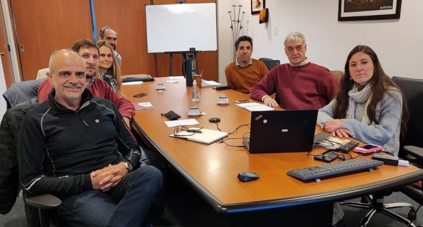 Comercio Exterior: Con el Foro de Gen&eacute;tica Bovina se analizaron nuevos destinos de exportaci&oacute;n