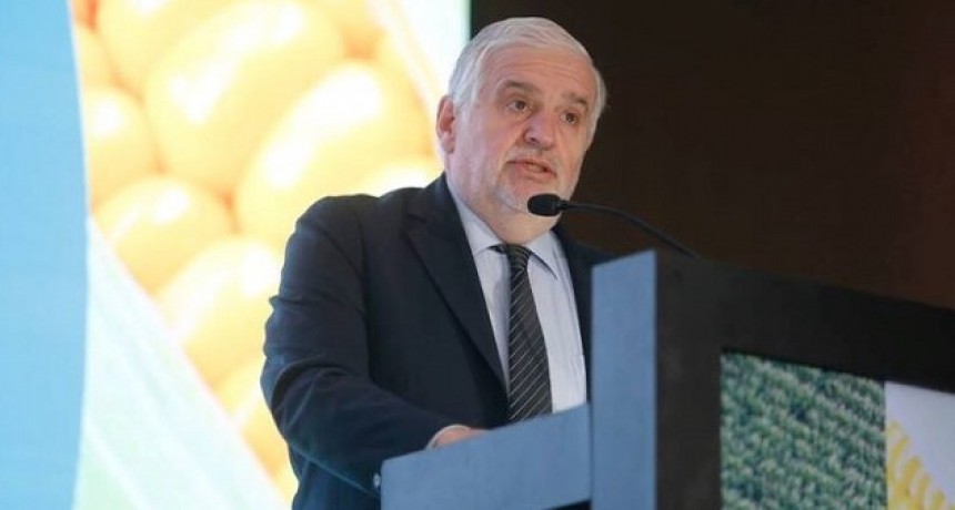 Desregular, liberar y abrir mercados, el plan de Vilella para el sector agropecuario