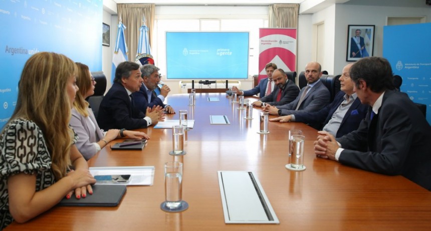 Se realiz&oacute; la primera reuni&oacute;n de traspaso con las futuras autoridades en las &aacute;reas de Transporte, Energ&iacute;a, Miner&iacute;a y ENACOM
