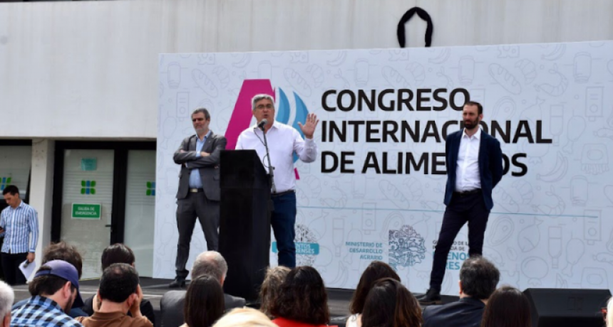 El ministro Javier Rodr&iacute;guez encabez&oacute; el Primer Congreso Internacional de Alimentos