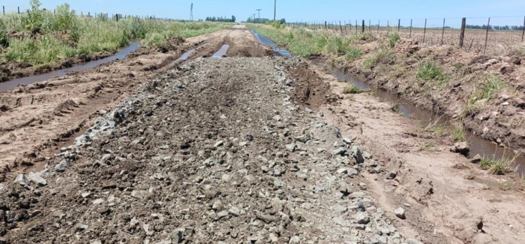 Municipio reconoce que “la red vial cuenta con varios pantanos”