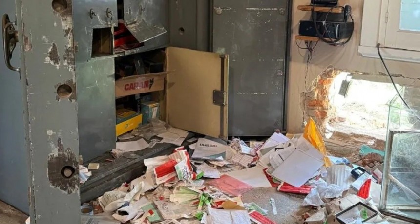 Robo en la Sociedad Rural de Bolívar: 7 millones de pesos, dólares y platería 