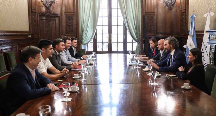 Cafiero recibi&oacute; a la C&aacute;mara Argentina de Fabricantes de Maquinaria Agr&iacute;cola y remarc&oacute; la importancia del desarrollo exportador de las empresas argentinas