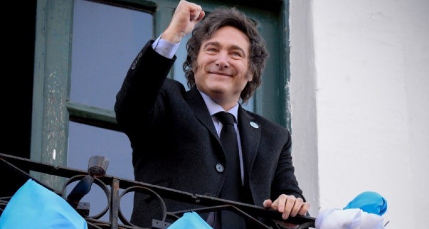 Milei prometi&oacute; bajar las retenciones al campo en 2025